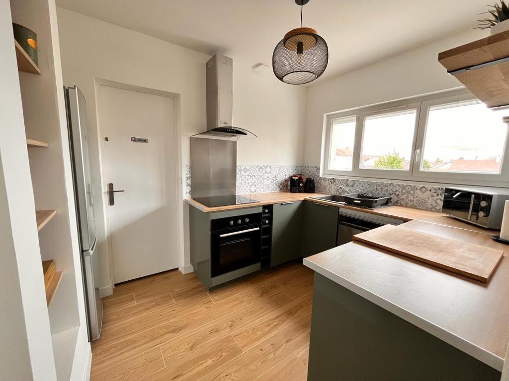 Duplex Familial Proche Gare Et Hyper Centre Ville Villepreux 외부 사진